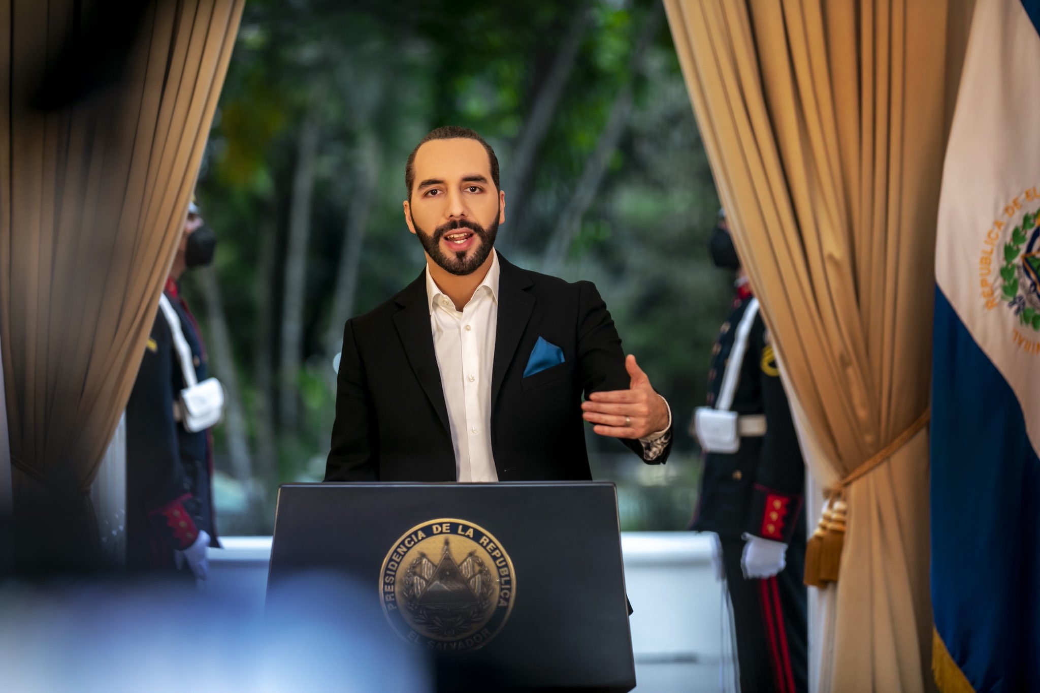 Presidente Bukele anuncia subsidio para micro y pequeña empresa ante incremento al salario mínimo presidente-bukele-anuncia-subsidio-para-micro-y-pequena-empresa-ante-incremento-al-salario-minimo